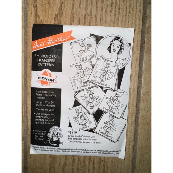 Aunt Martha's Embroidery Transfer Pattern (lot of 3 - Girl; Snowmen; Dog) - Picture 3 of 5